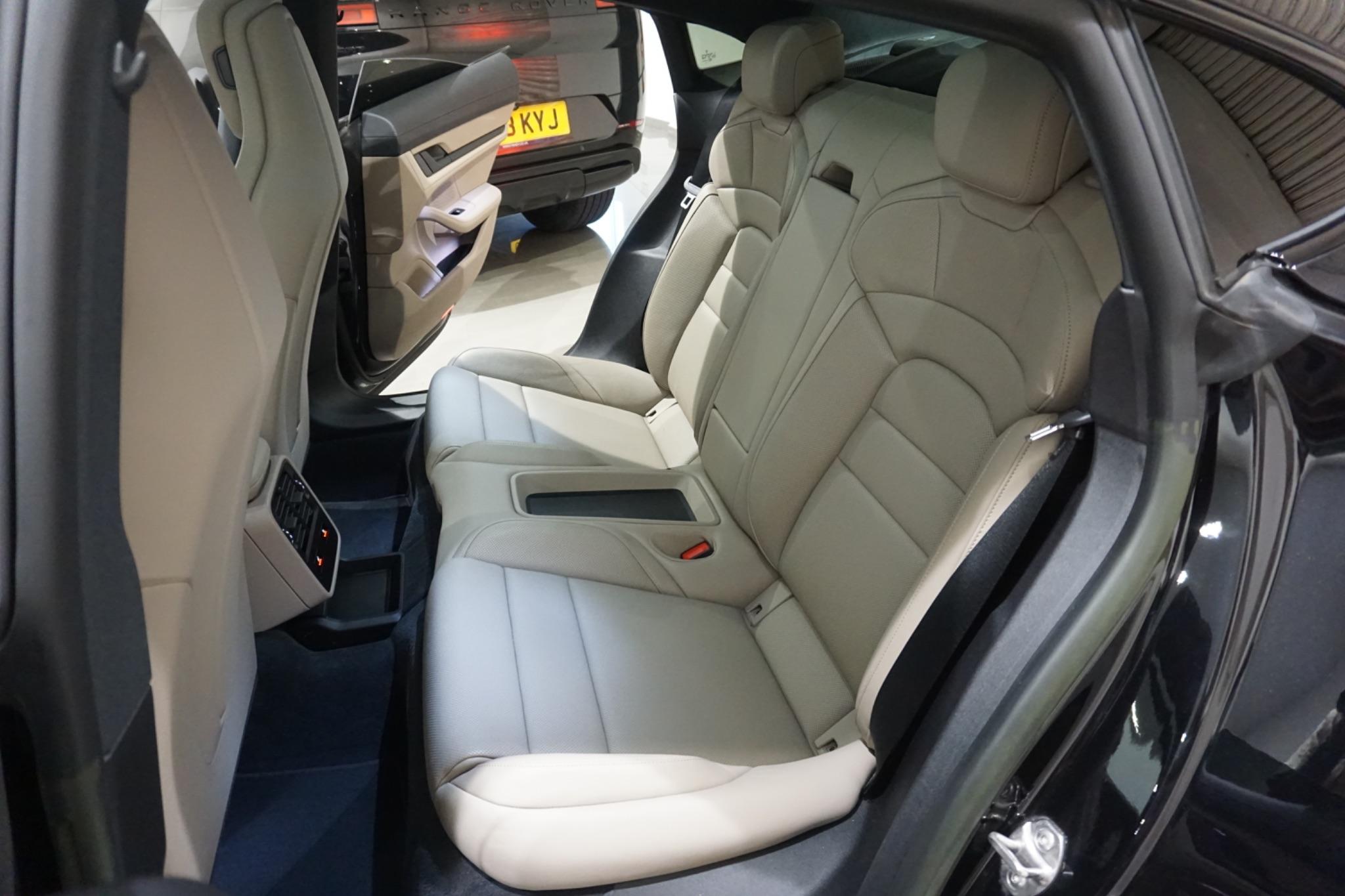 Porsche Taycan Performance Plus 93.4kWh 4S Auto 4WD 4dr (11kW Charger)